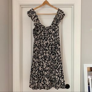 Old Navy Black and White Flower Dress